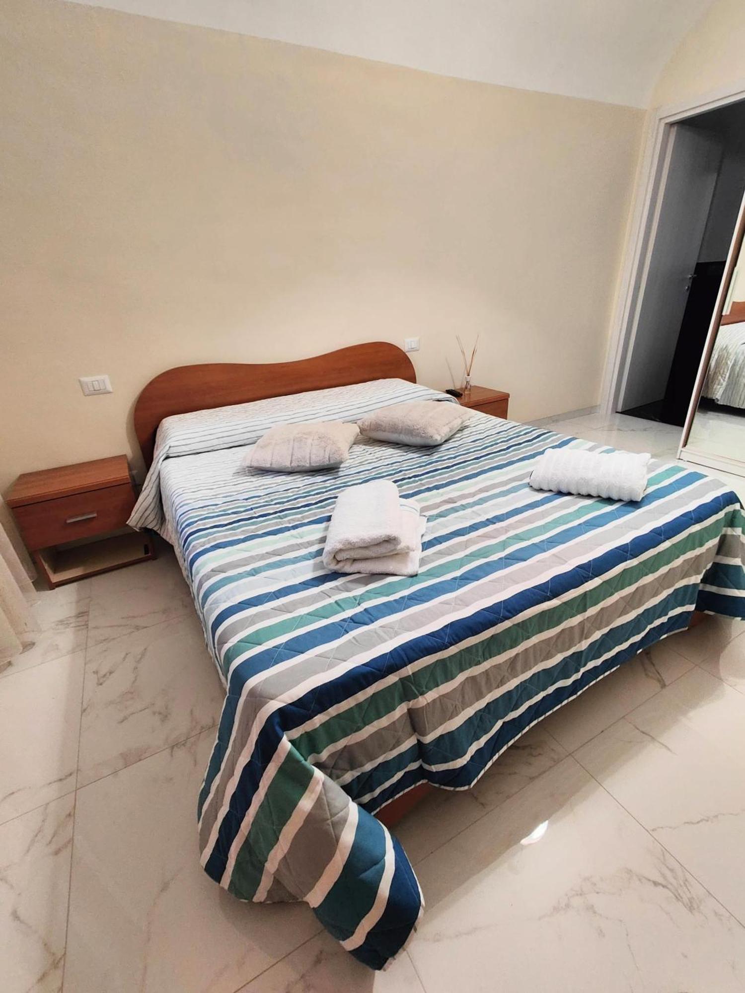 Casa Veronica Vercelli Dış mekan fotoğraf